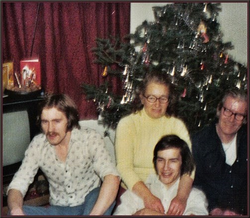 Barb &amp; Wals 1st Xmas in Canada 1975